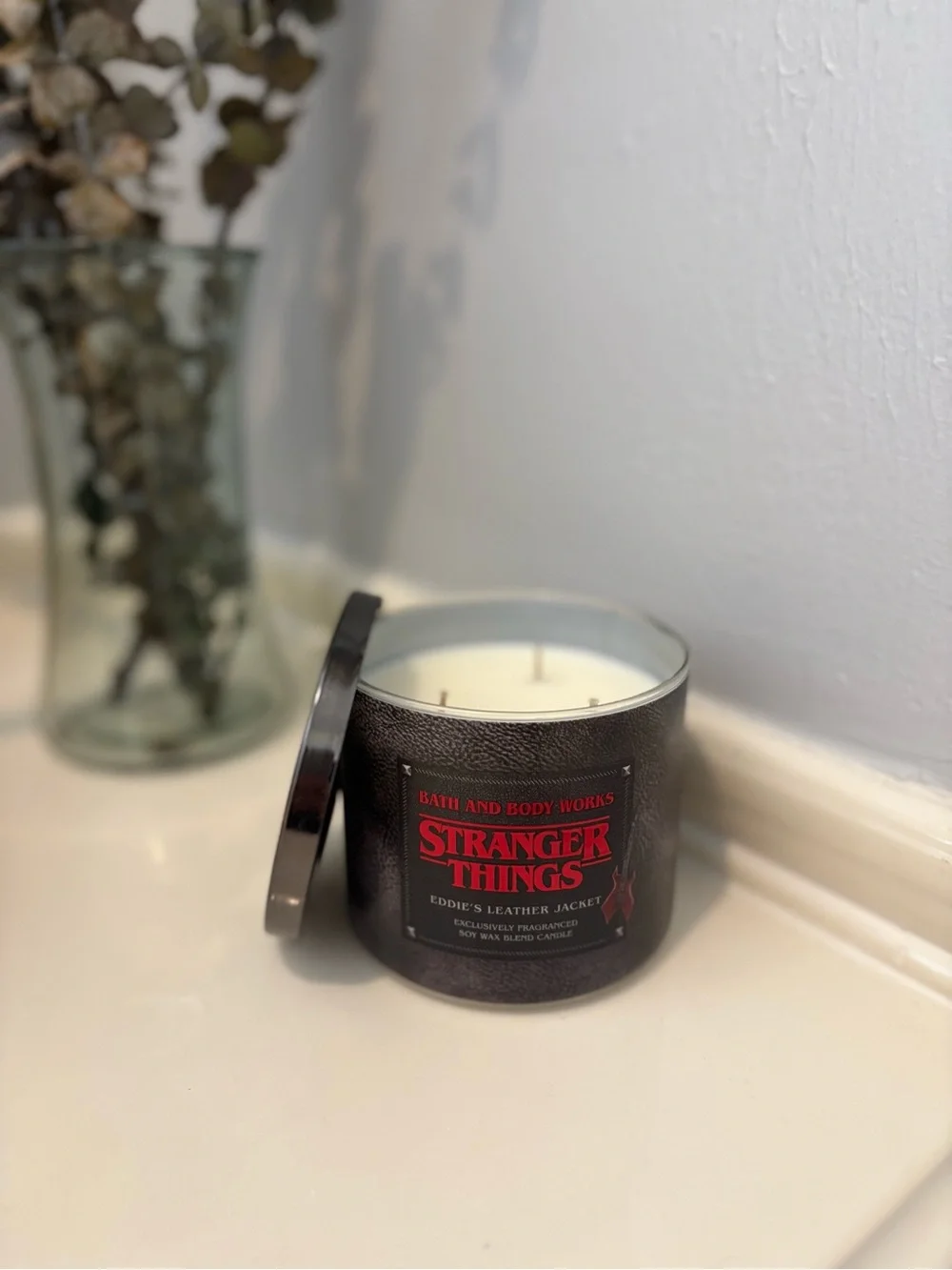 Bath & Body Works Eddie's Leather Jacket Candle - Black and White